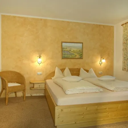 Eschenbach Apartment *